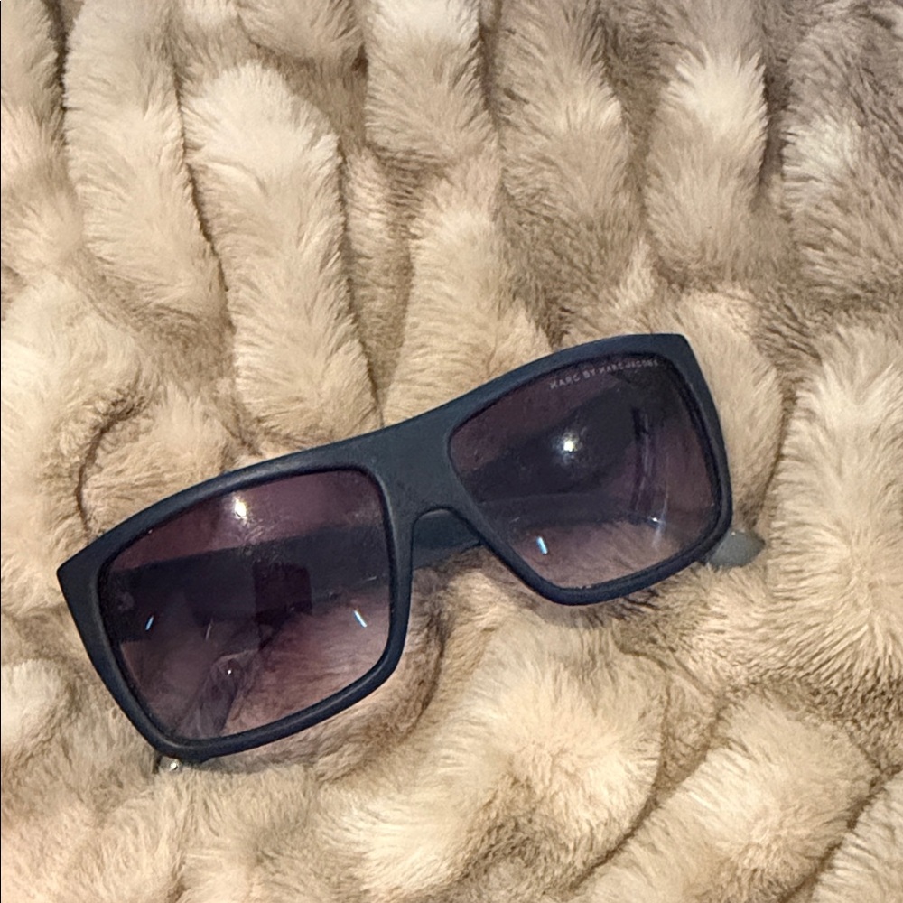 Marc by Marc Jacobs Men's Navy Frame Sunglasses with Gradient Lenses